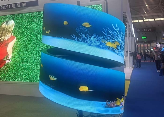 شاشة LED داخلية كاملة الألوان أسطوانية خفيفة الوزن لمركز التسوق