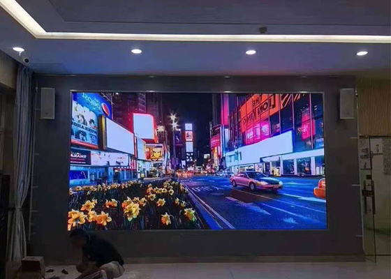 P1.2 P1.8 1R1G1B شاشة LED ملونة كاملة داخلية شاشة عرض دقيقة لجدار الفيديو