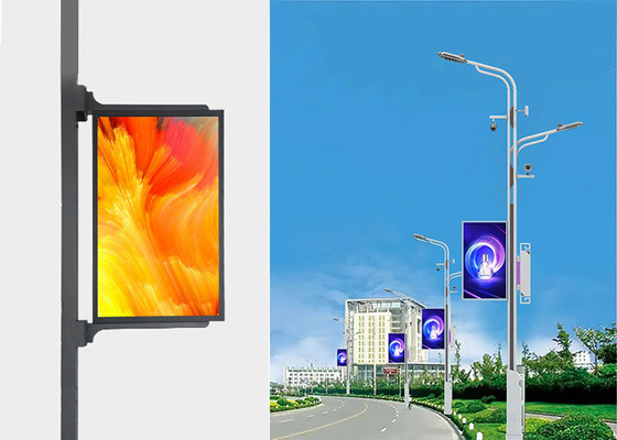 الشارع ذكي الضوء القطب شاشة LED مزدوجة / جانب واحد تحكم شبكة 4G