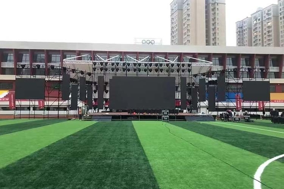 P2.6 شاشة LED داخلية مستأجرة معدل تحديث فائق الارتفاع 7680 هرتز خفيفة الوزن 5-7.5 كجم تصميم للمسرح والأحداث