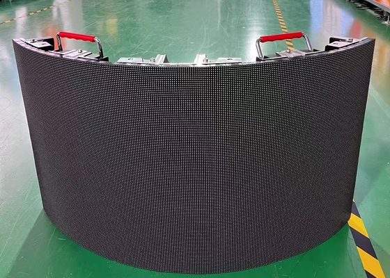 شاشات LED مرنة وناعمة قابلة للانحناء للإيجار داخلية HD P1.9/P2.6 500*500/500*1000 مم للمسرح