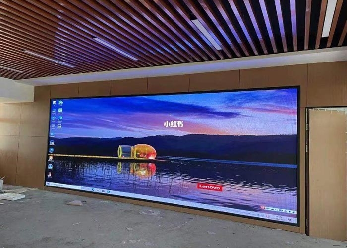 شاشة LED ملونة كاملة داخلية 800nits شاشة LED كبيرة عالية الكثافة P2 Smd1515